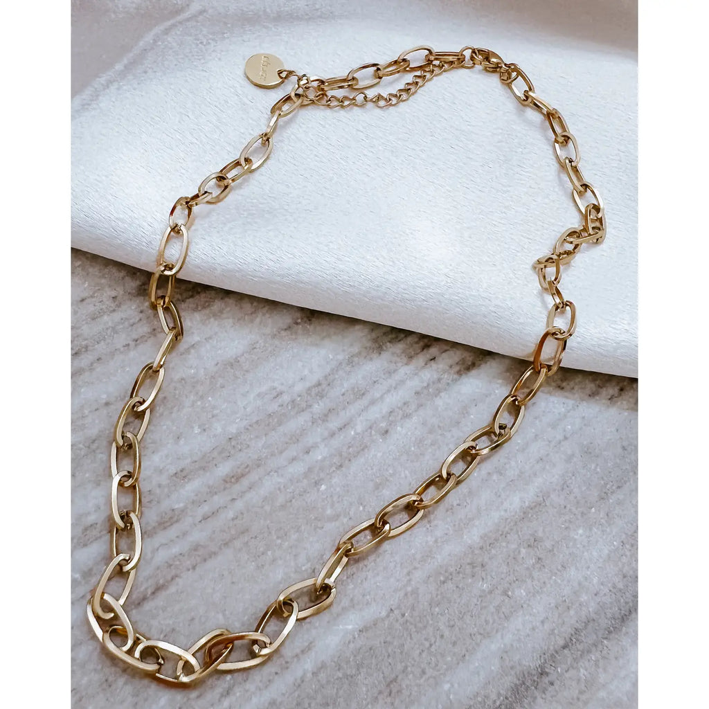 Pepper Gold Chain Necklace by Beljoy