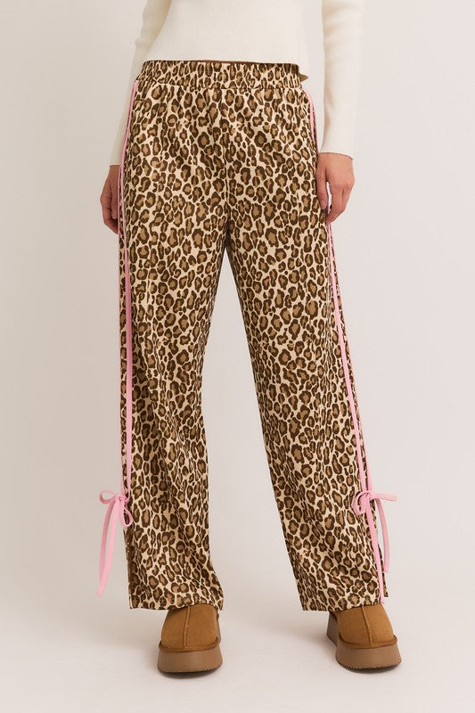 Selah Bow Detail Track Pant With Pink Bow