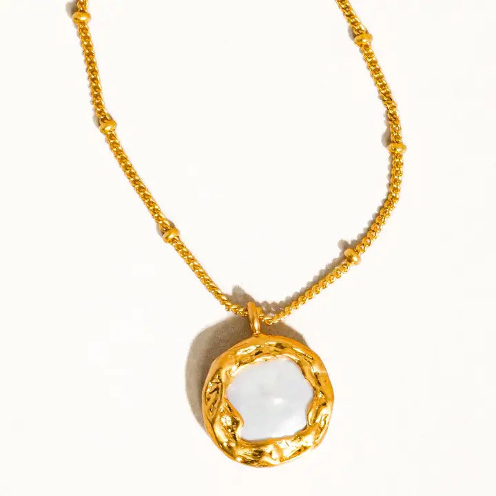 Lydia 18K Vintage Gold Natural Pearl Round Necklace