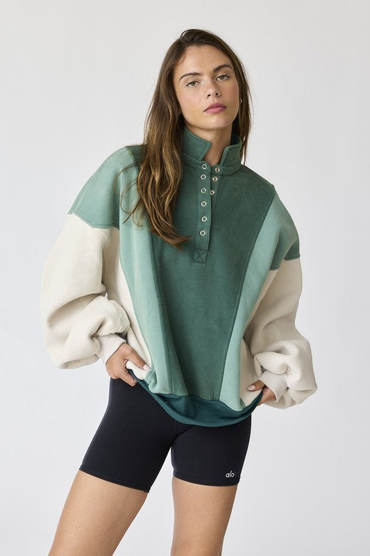 Emma Oversized Washed Colorblock Sweatshirt in Green