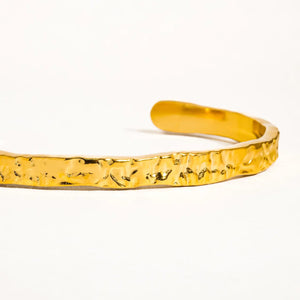 Bastien 18K Gold Non-Tarnish Textured Thin Bangle
