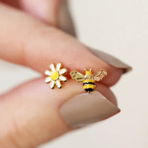 Mismatched Bee and Daisy Stud Earrings