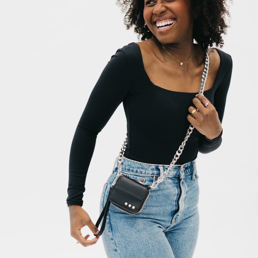 Winnie Wallet Chain Bag in Black by Pretty Simple