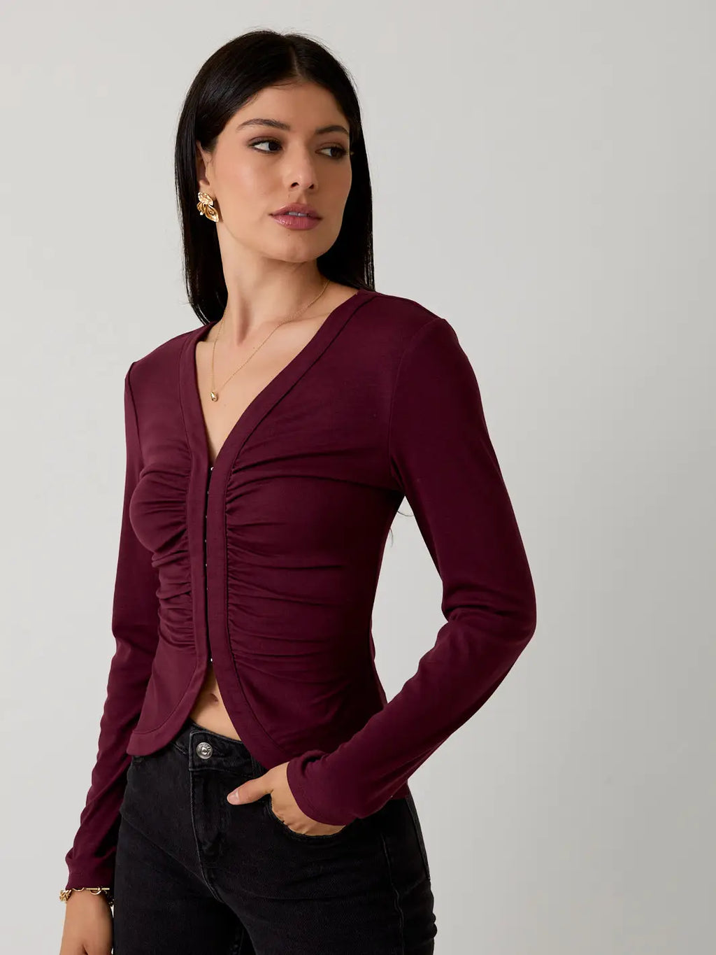 Courtney V-Neck Front Hook & Eye Top in Maroon