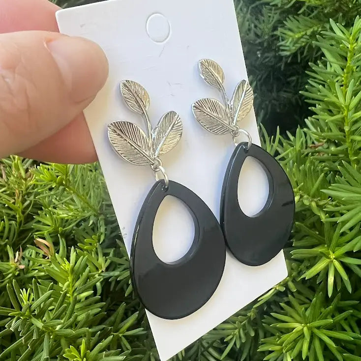 Black Silver Leaf Teardrop Acrylic Earring