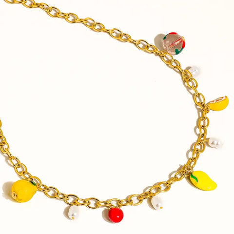 Circle Pendant Necklace in Gold or Silver