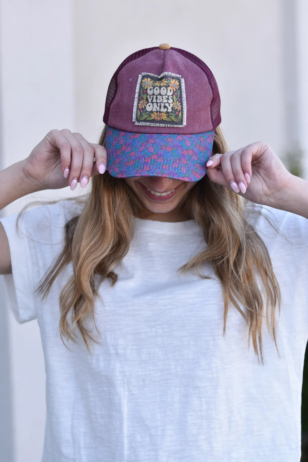 Canvas Trucker Hat Good Vibes Only