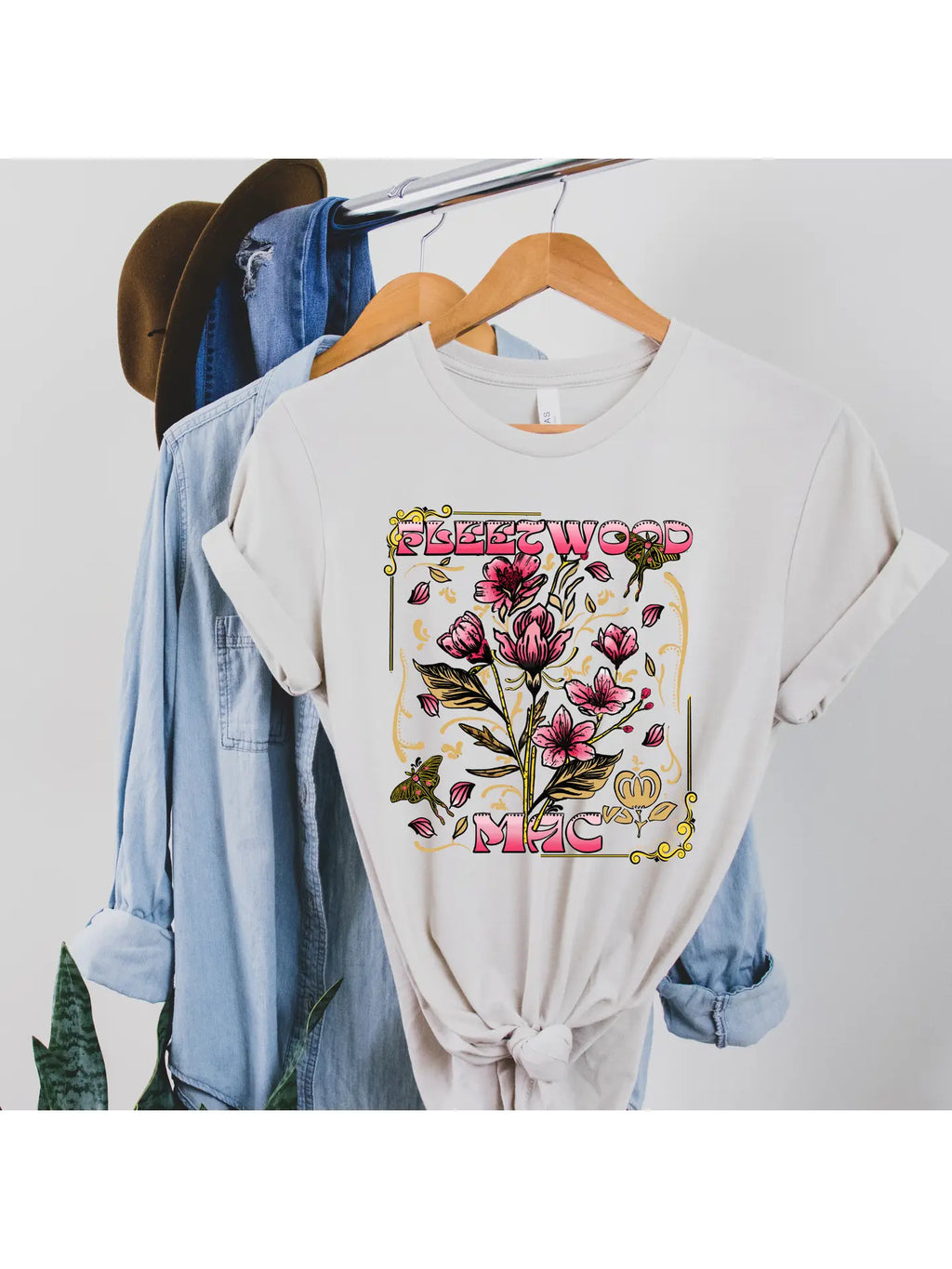 Fleetwood Mac Graphic Tee in Sizes Small-3X