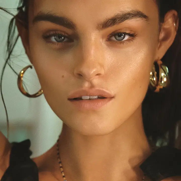 Romee 18K Classic Gold Hoop Earring