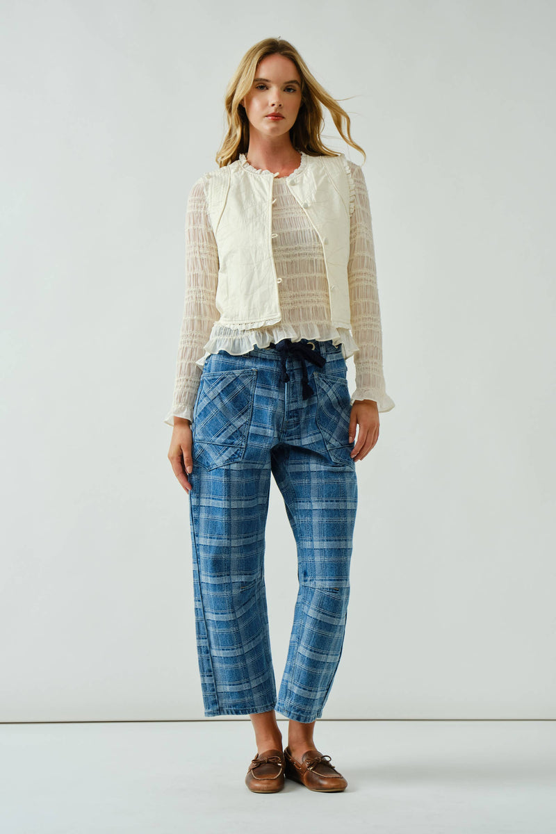 Aaron & Amber Plaid Barrel Jean With Belt