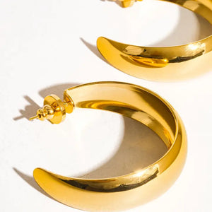 Romee 18K Classic Gold Hoop Earring