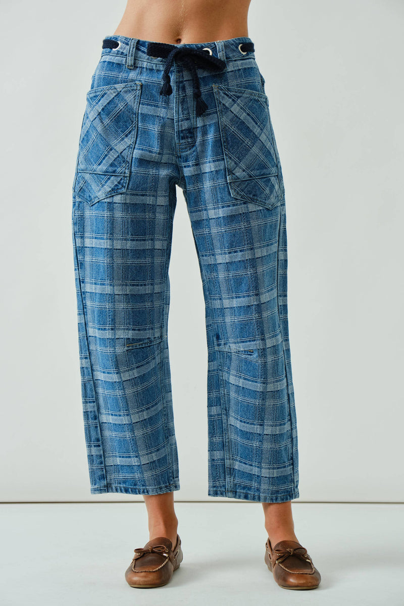 Aaron & Amber Plaid Barrel Jean With Belt