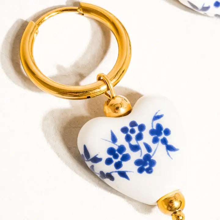 Yun 18K Gold Ceramic Floral Heart Earring